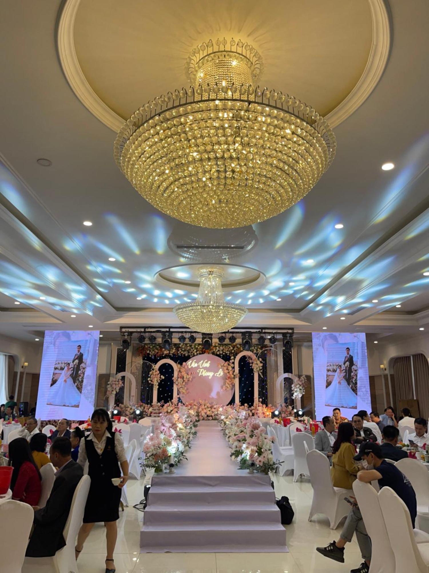 Ngan Ha Hotel Dai Tiet Buitenkant foto