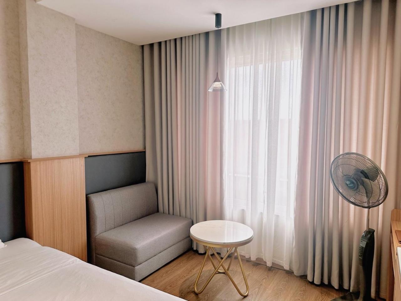 Ngan Ha Hotel Dai Tiet Buitenkant foto